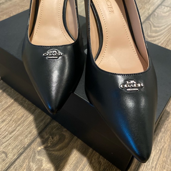 Nib Coach Orla Black Leather Pumps 